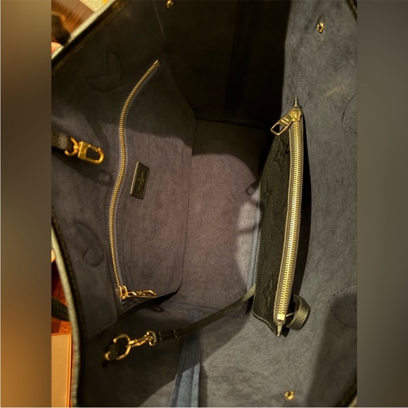 Louis Vuitton Product Information Cards - Picture 2 of 9